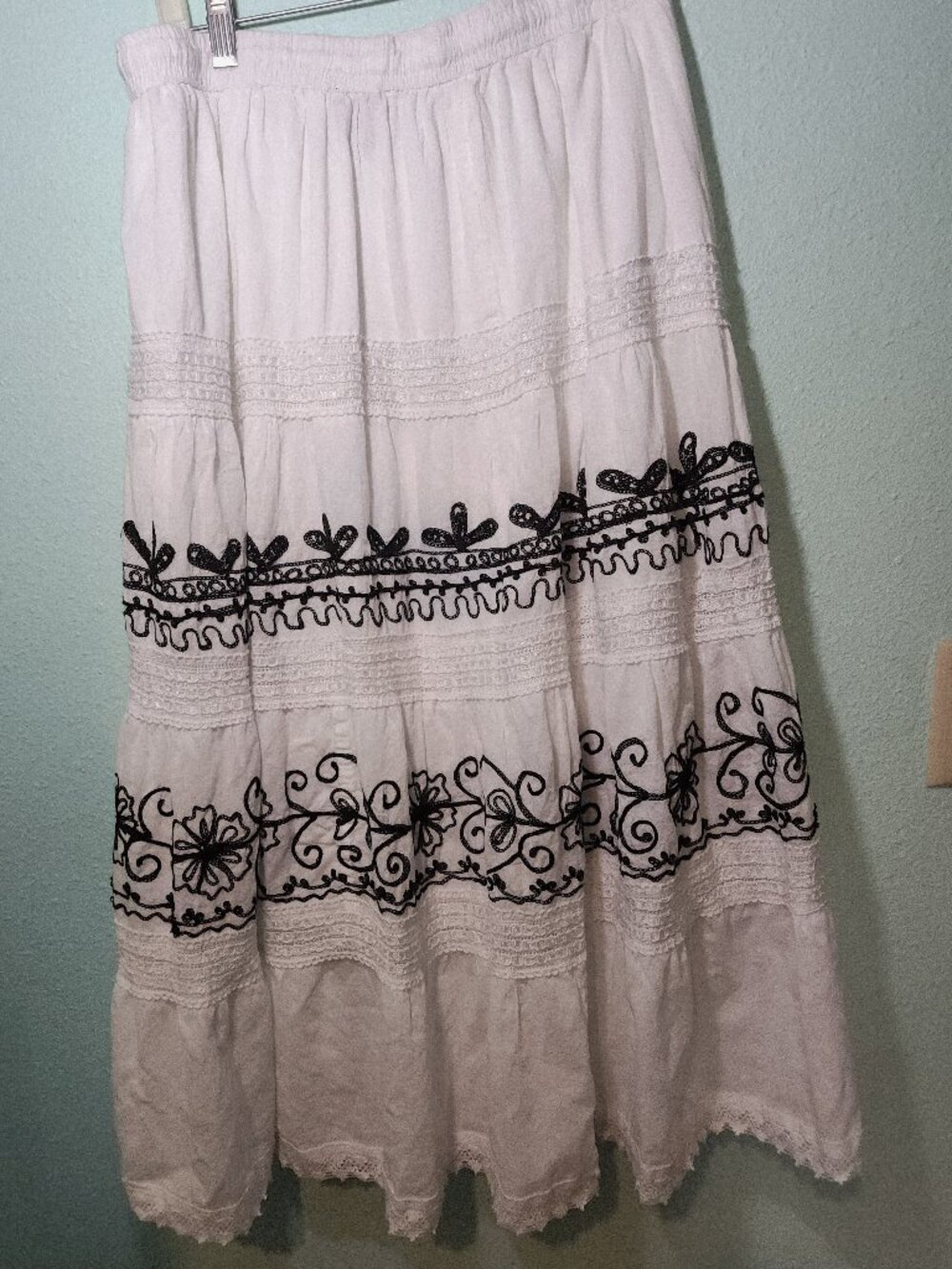 Nation AK Outfits NAOO Embroidered cotton ankle-length skirt, inner slip, Large